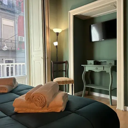 I Leoni Di Rosaroll Bed & Breakfast Naples Exterior photo