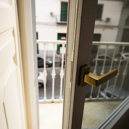 I Leoni Di Rosaroll Bed & Breakfast Naples Exterior photo